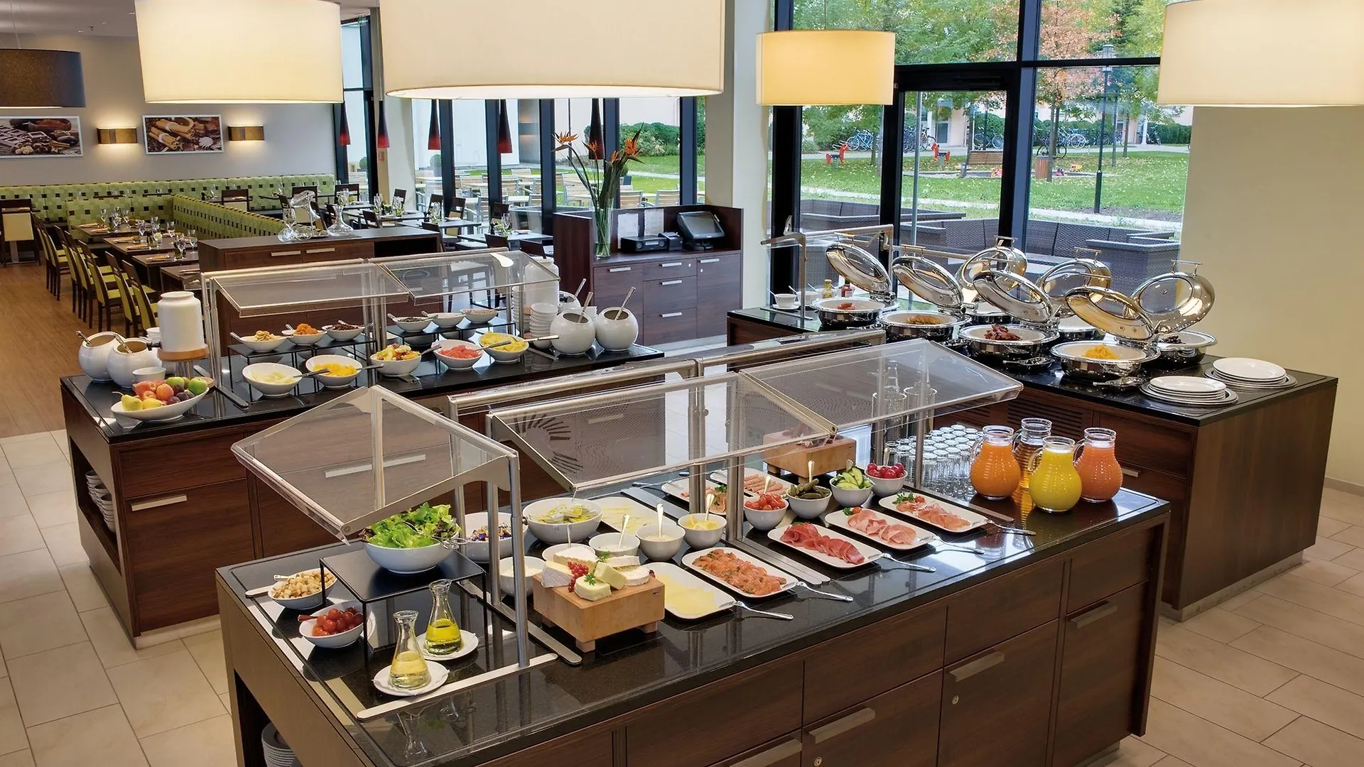 Residence Inn By Marriott Munich City East Hotel